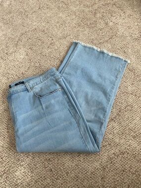 Susan Graver Light Wash Wide Leg Raw Hem Jeans